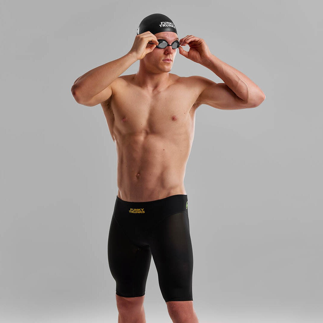Mens Apex Viper Jammers Black Attack